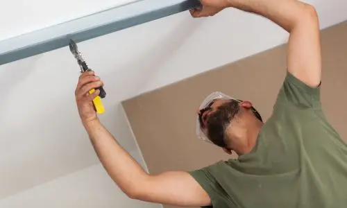 Deckenmontage im Trockenbau mit Gipskarton – Renovierung auf Mallorca